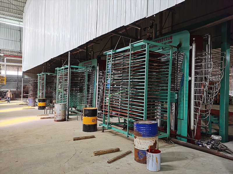 建筑模板需要多少壓力合適插圖 熱壓車間